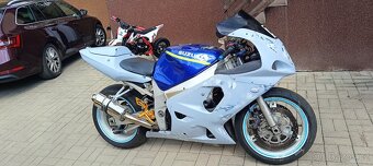 Suzuki GSX-R 600 - 2