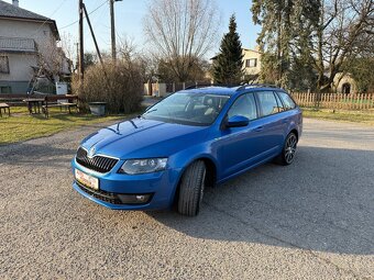 Octavia combi 3 2.0 tdi 110 kW elegance bixenony - 2
