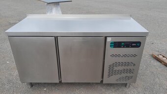 Nerezový chladící stůl Asber ETP-6-150-20D s 2x dveřmi - 2