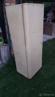 Retro kredenc - 2