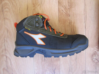 Pánské pracovní boty zn. Diadora, vel. 42, nové - 2