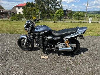 Yamaha XJR 1300 - 2