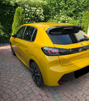 Peugeot 208 1.2 PureTech Allure S&S - 2