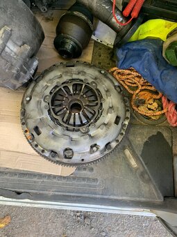 Prodam díly t5 2.5 96kw bnz - 2
