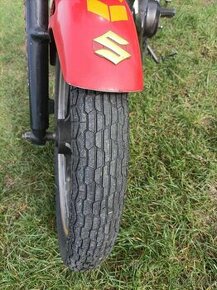 Suzuki GS 400 - 2