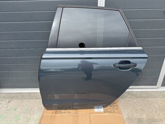 Zadní levé/pravé dveře Audi A6 C7 4G, barva LX5N - 2