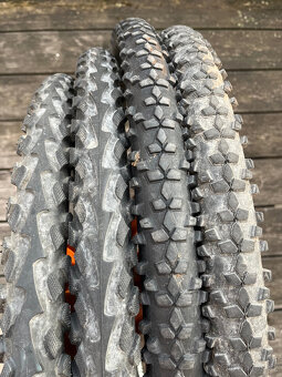 Pláště Schwalbe Smart Sam 26x2.1, Land Cruiser 26x2.0 - 2