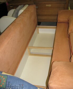 Rozkládací pohovka s úložným prostorem - 2