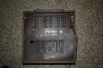Staré rádio Rel Meteor - 2