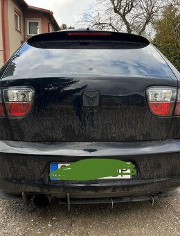 Krytka kufrové kliky Seat Leon - 2