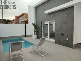 Vila v Residential Breathe III Balsicas - 2