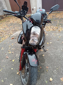 Prodám Kawasaki ER-6n, řada R650A, snížená - pro malé ženy - 2