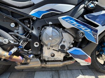 BMW M1000R - 2