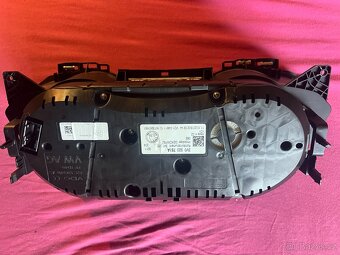 škoda superb 3  budíky - 2