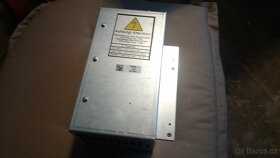 Průmyslový napájecí zdroj 600V/24V 10A - 2