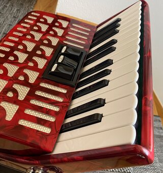 Akordeon/harmonika Delicia Junior 60-bas - 2