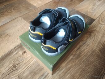 Dětské boty KEEN Knotch Hollow DS, vel. 34, nové - 2
