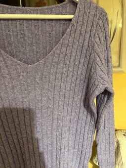 Dámský svetr - 2