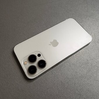 iPhone 13 Pro 256GB silver, bez škrábance, rok záruka - 2