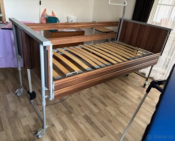 Elektrická polohovací postel - 2