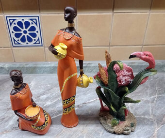 Dekorace, figurky, pokladnička - 2