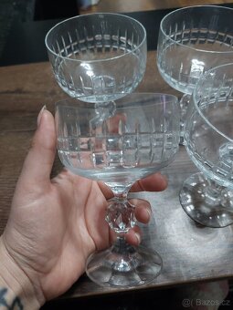 Krásné křišťálové skleničky - 2