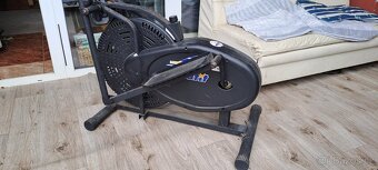 Eliptický trenažér - 2