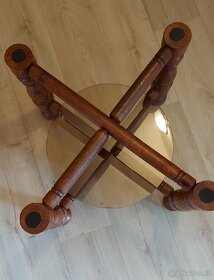 Dřevěný konferenční stolek-kulatý - 2