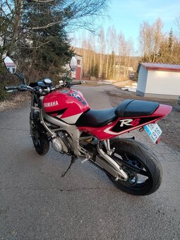 Yamaha R6 - 2