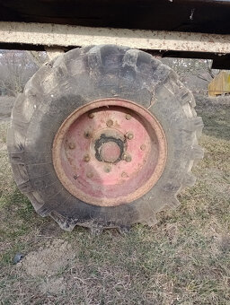 Prodám vlečku s okem za traktor - 2