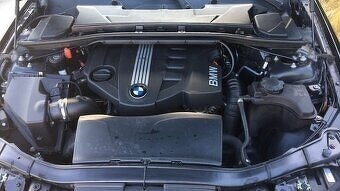 Náhradní díly z E91 320d 330d 330xd - 2