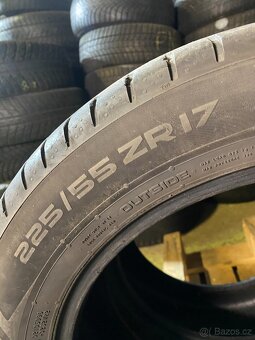 Letní pneu 225/55 R17 101Y Nokian 4,5mm - 2