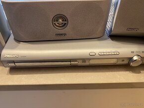 ČD přehrává Philips lx 3950w - 2