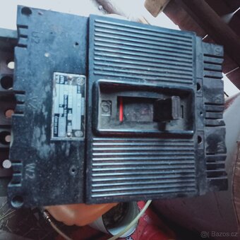 Jistič a elektro hodiny - 2