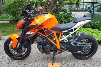KTM 1290 Superduke r - 2
