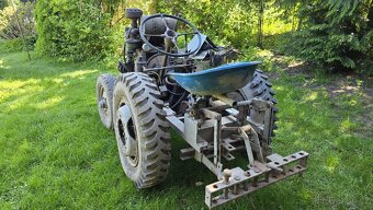 Malotraktor domácí výroby - 2