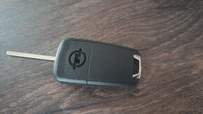 Obal na klíče Opel dvou tlačítkový - 2