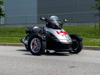 Can-Am Spyder RS - 2