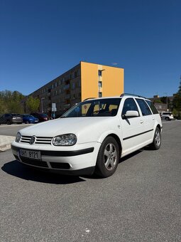 Volkswagen golf 1.6i Variant r.v. 2002 - 2