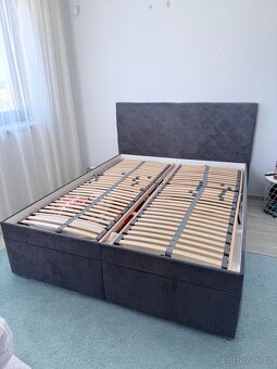 Manželská postel s polohovacími rošty - 2
