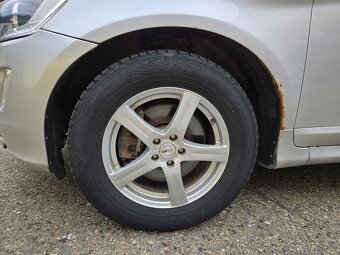 Volvo XC60 - 2