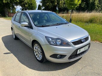 Ford Focus 1.6 74kW servisní kniha bez koroze - 2