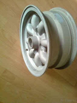 Alu kola peg 4x130 - 2