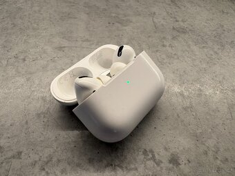 Apple AirPods Pro - 2