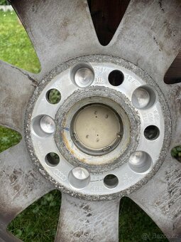 Originál kola Audi na zimních pneu 225/55/16 - 2