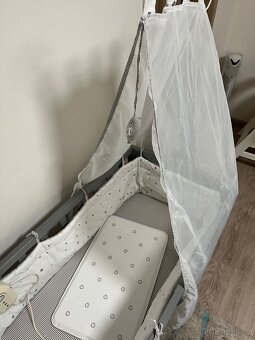 Kolébka s monitorem dechu - 2