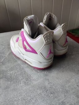 AIR JORDAN velikost 37.5 - 2