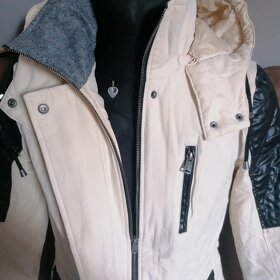 Nádherná zimní bunda s kapucí vel.36-40 - 2