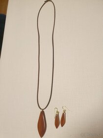 Šperky dřevěné - 2