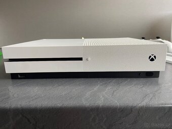 xbox one s + příslušenství - 2